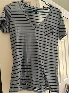 Vans Women's Light Gray and Black Striped V-Neck Tee